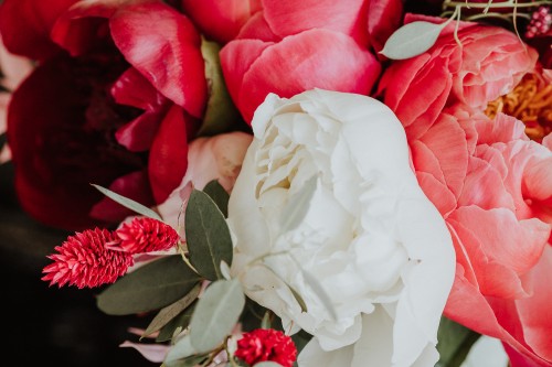 Farbfoto Brautstrauß Pfingstrose weiß