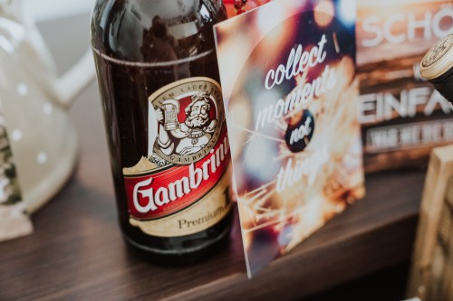 Hochzeitsgeschenke Spirituosen und Glückwunschkarten